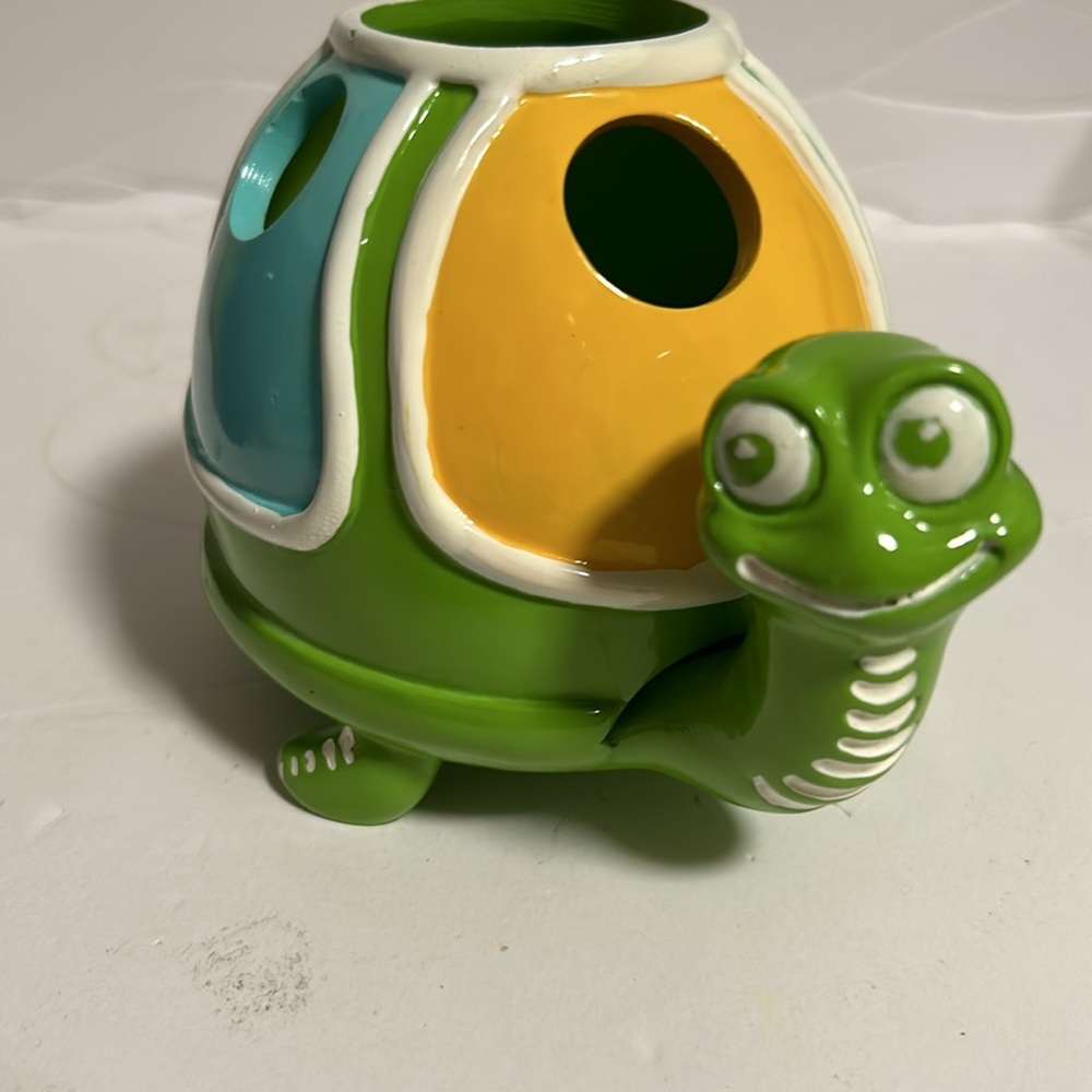 Target turtle toothbrush holder - Picture 3 of 3